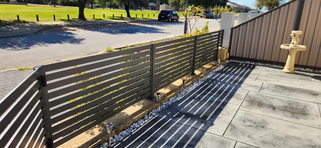 Secure Fit Fencing Perth, Custom made aluminium slat Fencing, gates and privacy screens