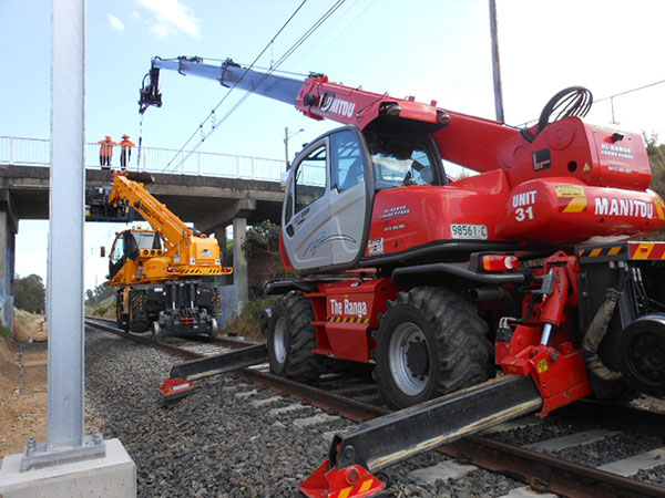Hi-Range-Crane-Hire-Hi-Rail-Crane-MRT-2150-7-equipment-hire-campbelltown