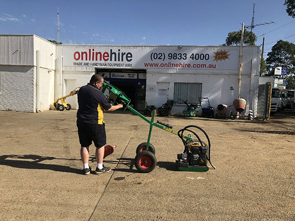 Online-Hire-operator-remove-auger-post-hole-drill-Sydney