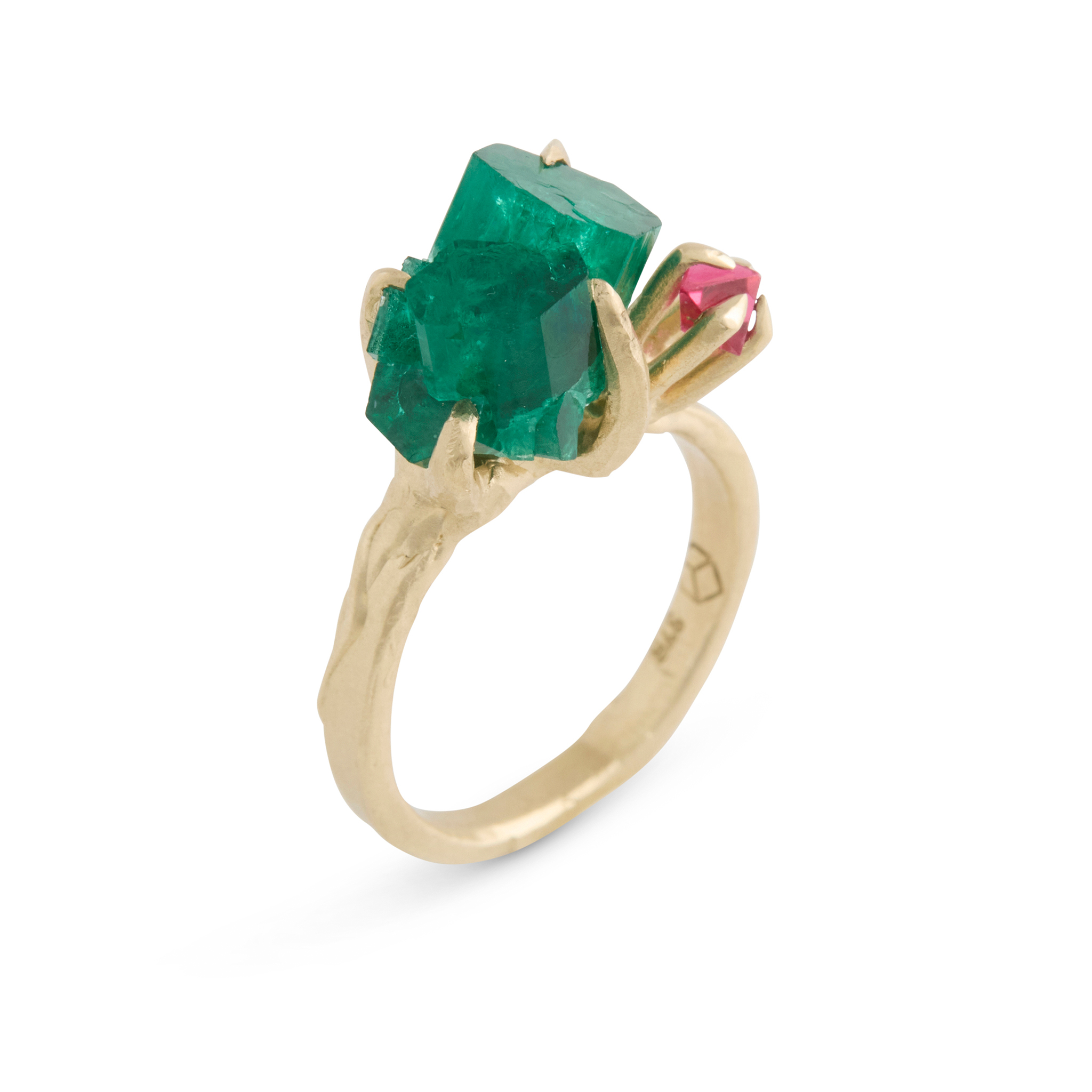 Tessa Blazey | White diamonds & 18ct yellow gold | Unique handmade engagement ring | Melbourne | custom ring