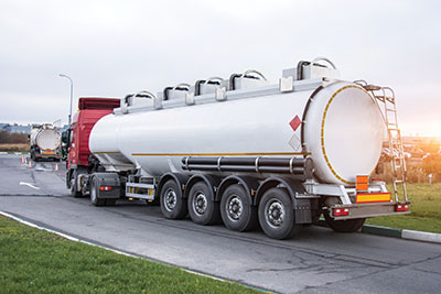 Yellow-Hire-fuel-tanker-truck-2-Australia
